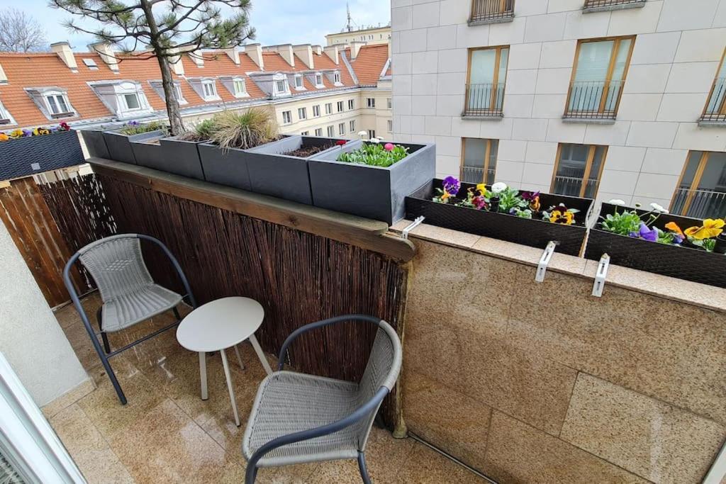 Apartament Poludniowy Z Balkonem 2 Osoby Warszawa Eksteriør billede